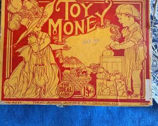 Toy Money by The Ideal Line - great Condition