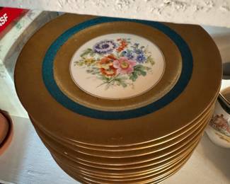 12 Cabinet Plates