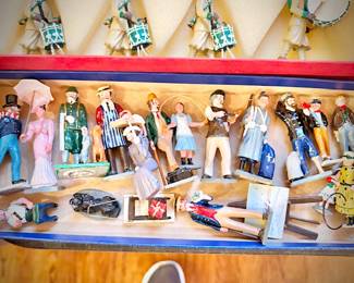 Vintage and antique British soldiers, most in original boxes