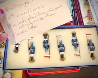 Vintage and antique British soldiers, most in original boxes 