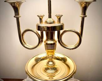Vintage brass Baldwin French horn lamp