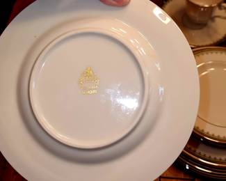 Pickard china
Marquis