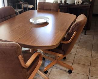Retro kitchen table