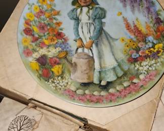 Collectible plates