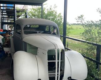 1937 Dodge sedan