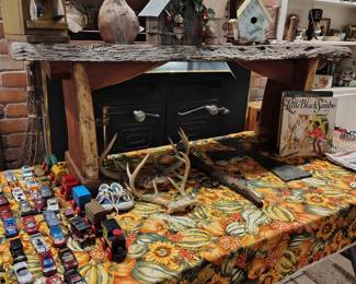 MESQUITE TABLE , BIRD HOUSES , DEER HORNS