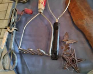 VINTAGE KITCHEN TOOLS