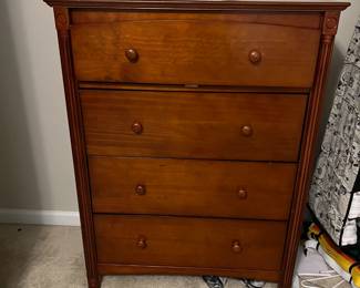 Child's chest of drawers, excellent condition