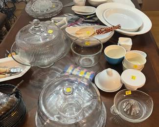 Various serving dishes for every occasion