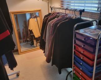 Quality womens clothing, jackets, scarves and jewelry