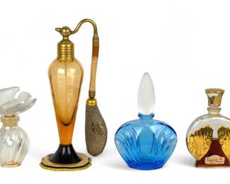 (4pc) Vintage Perfume Bottles & Atomizer Including Nina Ricci