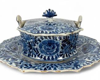 Antique Adriaen Pieter Kocks Octagonal Delft Blue Covered Dish