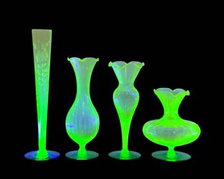 (4pc) Vaseline / Uranium Art Glass Vases
