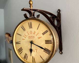 Victoria Station Clock 1747 Vintage
Double Sided Clock Railway Station Wall Clock 