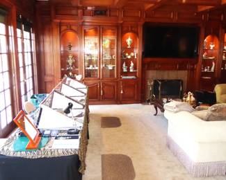 Where the jewelry resides