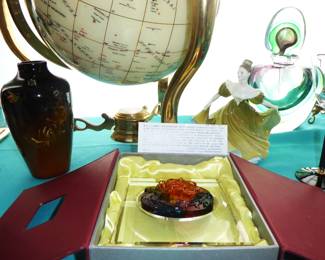 Chinese Lazurite Glass