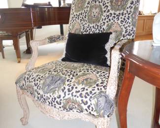 Perfect for your Safari themed bedroom. Wild Thing!