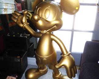 Lifesize Mickey Statue from Walt Disney World