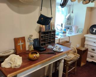 Farmhouse working height Table