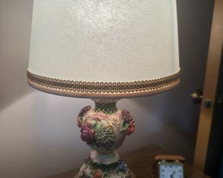 Table lamp