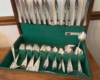 Flatware sets.....