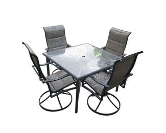 Outdoor table and chairs