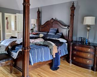 "Bernhart" Bed with mattress & box spring