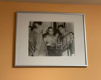 Sale Picture