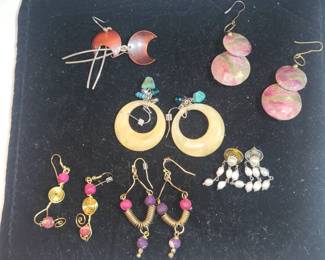 ARTSY EARRINGS