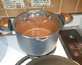 QUALITY POT