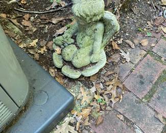 YARD ART
