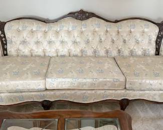 Victorian style matching couch & 2 chairs