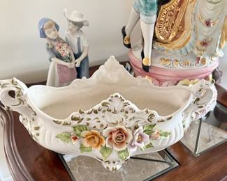 vintage Capodimonte bowl