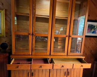 Oak Hutch