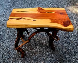 Vine table