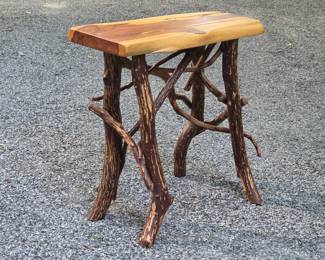 Vine table
