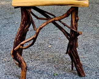Vine table