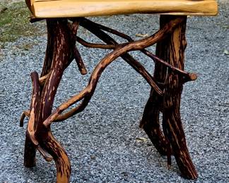 Vine table