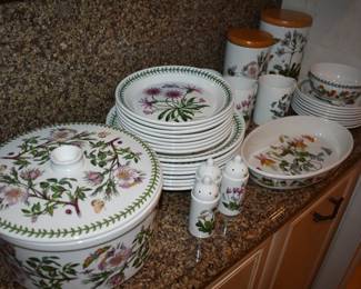 Portmeirion Botanic Garden dinnerware and serveware