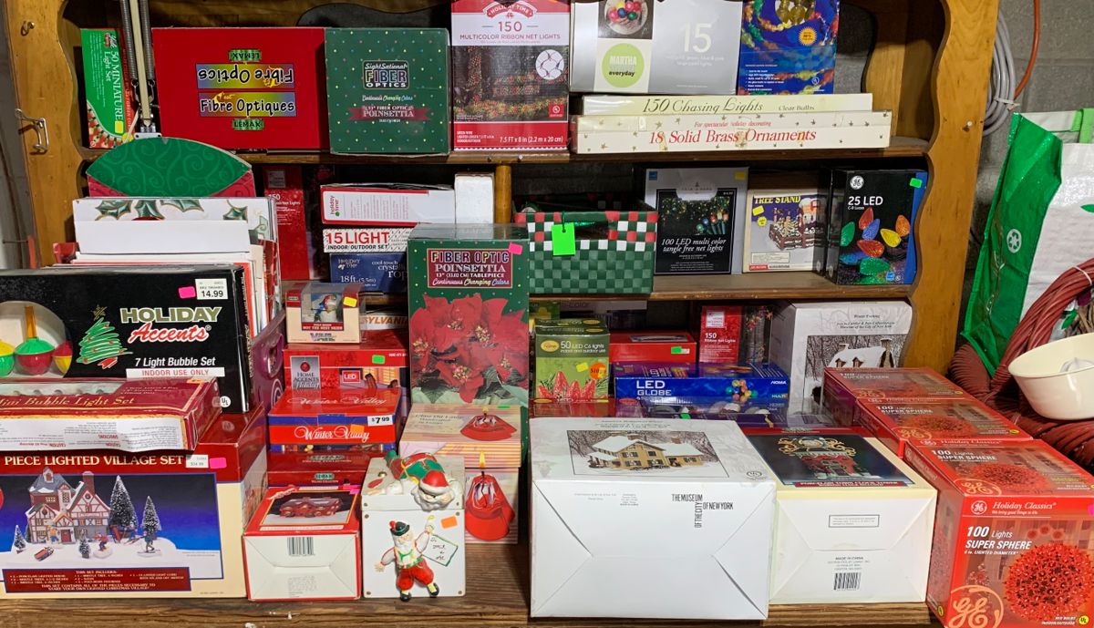 This is just the tip of the iceberg when it comes to Christmas items…! Keep looking at the following images.