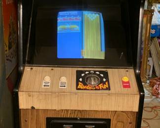 1980s arcade game in working condition and fair physical condition for its age