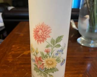 $75 Collectable antique flower vase.  