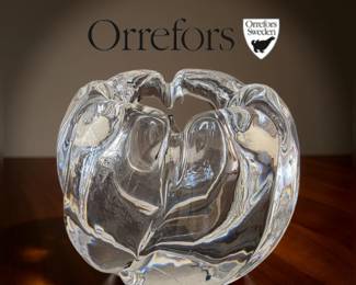 ORREFORS Crydtal Rose Bowl