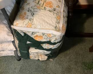 3rd bedroom -complete queen bedding set