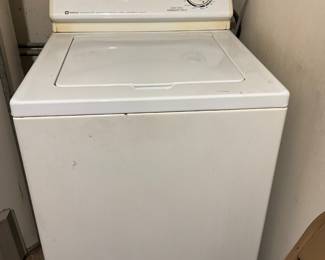 Maytag washer - room off garage