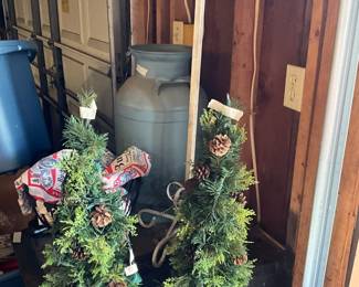 Located in 2 door detached garage 