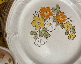 Hearthside Stoneware Baroque Spring Garden Dinner Plates