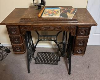 Early 1900s Singer Hand Crank Sewing Machine and Cabinet
