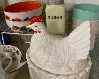 White Ceramic Nesting Hen Cookie Jar