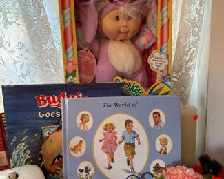 1993 Hasbro Cabbage Patch Kids Baby Bunny in Box